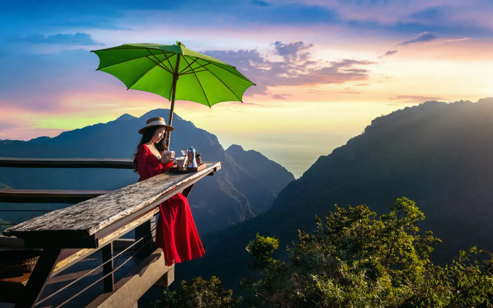 Does travel heal you with travel psychologist at Mandeha